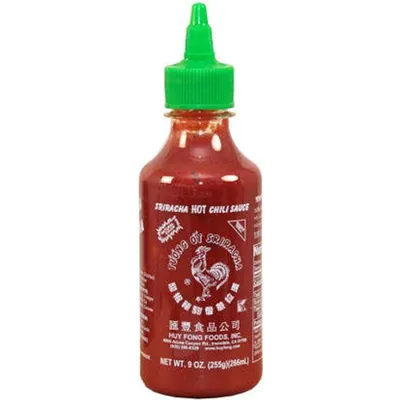 Huy Fong Sriracha Hot Chili Sauce 9oz Bottle