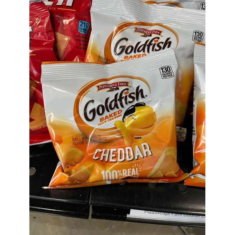 Pepperidge Farm Goldfish Baked Snack Crackers Cheddar Bag view 1