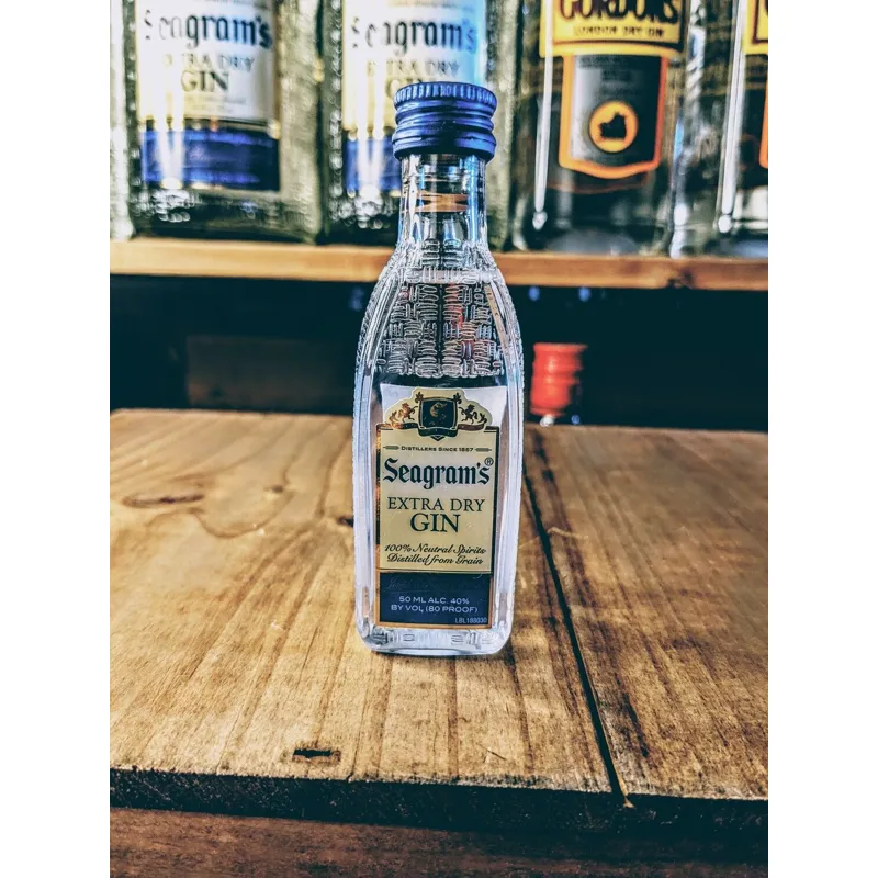 Seagrams Extra Dry Gin view 1