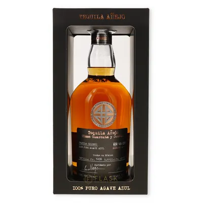Clase Cuarenta y Cuatro Tequila Añejo 750 mL