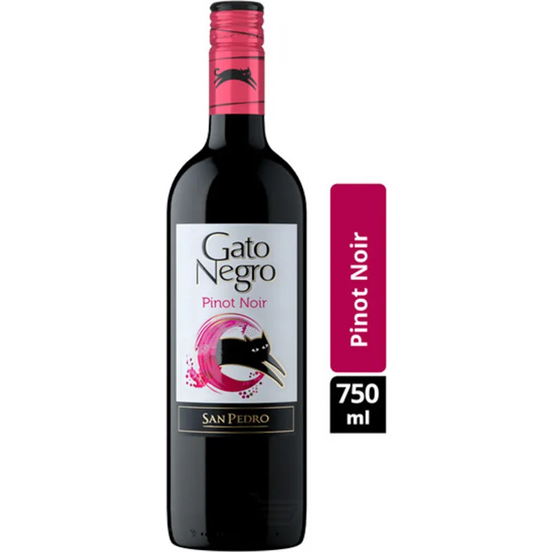 Gato Negro Pinot Noir view 1