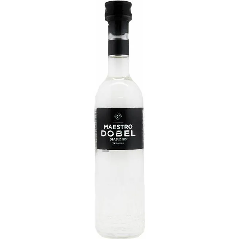 Maestro Dobel Diamond Tequila view 1