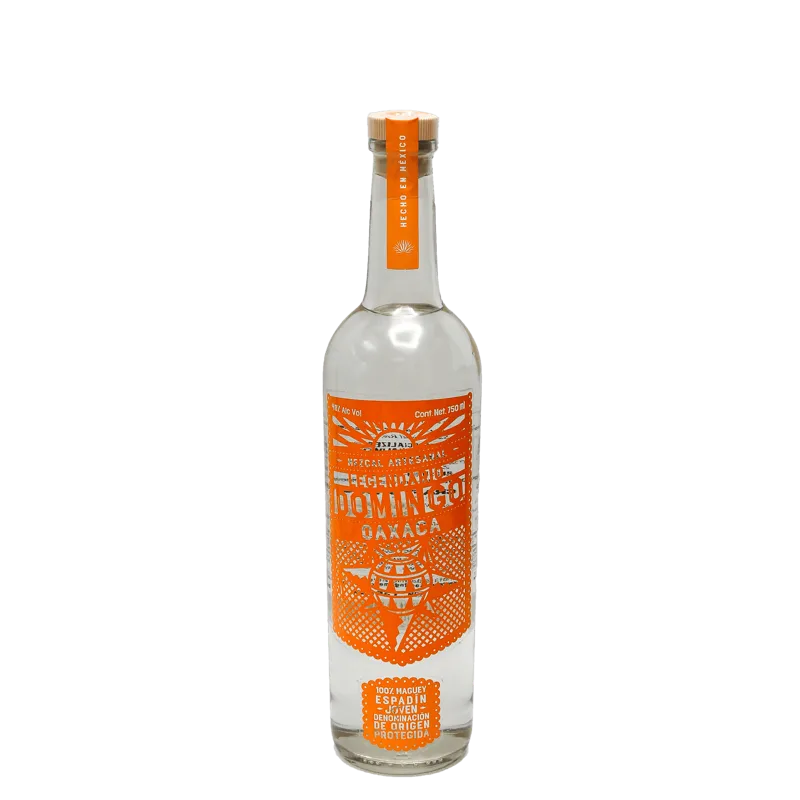 Mezcal Legendario Domingo view 1