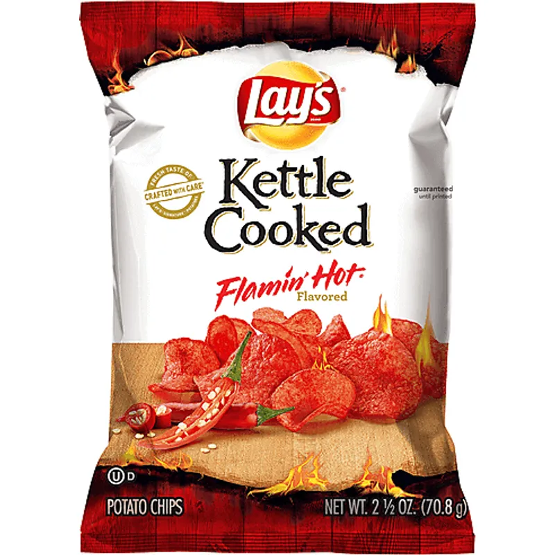 Lay's Kettle Cooked Flamin' Hot Potato Chips view 1