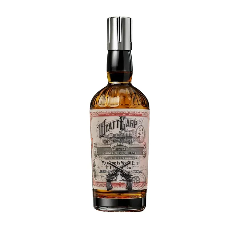 Wyatt Earp 13 Year American Whiskey view 1